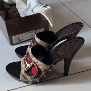 Gucci Women's Black and Brown Heeled Mules